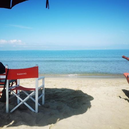 Appartamento In Villa A Tirrenia, Eleganza E Comfort A Pochi Passi Dal Mare ปิซา ภายนอก รูปภาพ